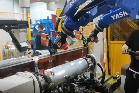 激光焊接與傳統(tǒng)焊接技術的優(yōu)缺點對比分析